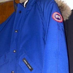 Child wore 2 times last winter . Authentic Great condition everything in tact